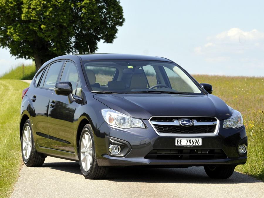  Subaru Impreza Hatchback 2011 года  (фото 4 из 16)